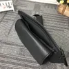 Bags Designer Mens Shoulder Black Lichee Leather Fashion Wallet Metal Hardware Flap Magnetic Buckle Waist Avenue Sling Man