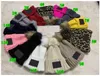 2pcs kış sonbahar unisex şapkalar kadınlar için erkekler moda beanies kafataları chapeu kapaklar sıcak şapka tutun gündelik spor 45colors kırmızı beyaz gerçek deri ampul