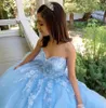 2022 Azul céu simples de renda sexy quinceanera baile vestidos