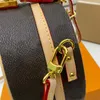 Okrągłe torba okrągła skóra skórzana luksusowa marka marki torebki modne torebki na ramię Wysokiej jakości litera torebka metaliczna