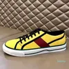 2022-Ny Runaway Low Top Sneaker Plaid Pattern Platform Classic Suede Leather Sports Skateboarding Shoes Män Kvinnor Sneaker