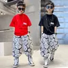 Giyim Setleri Erkek Giysileri Yaz Stili Mektup Baskı T-Shirt Şortları Çocuklar İçin 2 PCS 3-12 Y çocuk