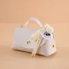 Exquisite PU Wedding Candy Box Leather Gift Hand Bag with Ribbon Creative Baby Shower Christmas Birthday Party Favor Boxes MJ0684