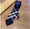 2024 With BOX Европа США Деловые повседневные мужские галстуки Дизайнерские роскошные галстуки с высоким качеством и конкурентоспособной ценой Хорошие подарки для мальчиков
