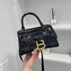 Purses Simple crocodile handbag new bright leather casual shoulder bag letter messenger women's bag