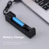 Universal 18650 Charter Charger Smart USB Chargering لإعادة الشحن الليثيوم Li-Ion 18650 26650 14500 17670