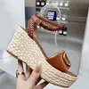 Mode-Frauen Wedge Sandalen Sommer Neue Stil Nietfarben Seil Dicke Bodenkeil mit einer Schnalle Bequem hohe Schuhe wasserdicht