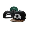 Atacado Teams American Fooball Hat l Baseball Basketball Boné para Homens e Mulheres Esportes Snapback Chapéus Bonés Ajustados milhares de Chapéus Álbum Aceitar Ordem de Mistura