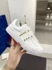 Luxury New Lace Up Uomo e donna Casual Little White Dress Shoes Mocassini Rivet Wedding Party Office Leisure Taglia 35-45