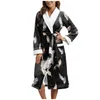 Vêtements de nuit pour femmes Bas pour femmes Dames Allongé Peignoir Chaud Tendance À Manches Longues Revers Épissage Hiver Satin Pyjama Ensemble Femmes Sommeil