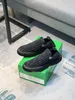 Nytt säsong sportigt märke 22s Nya gummi sneakers skor låg topp stickad nät är andningsbara utomhus tränare lyxdesigner lätta loafers rabatt eu38-45