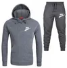 Herrsp￥rsfall Casual mode matchande f￤rg hoodie och sweatpants varum￤rke Set Autumn Winter 2022 Ny produktm￤rke Logo Print