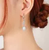 Orecchini lunghi in argento S925 con perla d'acqua dolce naturale a forma di goccia da 8-9 mm