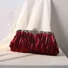 أكياس المساء الماس مخلب محافظ للنساء مساء الزفاف مطوي مصمم حقيبة يد مذهلة مأدبة سلسلة الكتف حقيبة كيس فام x682h 220325
