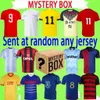 Mystery Box Soccer Jersey Clearance Promotion Varje säsong thailändsk kvalitet fotbollsskjortor toppar alla nya tröjor bär butik kingcaps överraskande blinda lådor