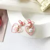 Boucles d'oreilles à clip vissées asymétriques pour petits enfants mignons coeurs nœud papillon créatifs faux