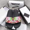 Pantofole da donna da uomo di lusso del nuovissimo designer con sacchetto per la polvere fiori che sbocciano stampa in pelle Web Scarpe nere Scarpe da ginnastica da spiaggia sandali estivi di lusso di moda