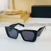 Оригинальные треугольные солнцезащитные очки 1:1 occhiali для женщин PR08YS Прямоугольная оправа подчеркивает передний профиль Sonnenbrille da Sole для мужчин Очки для вождения Солнцезащитные очки на цепочке