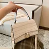 Borse da sera Borsa a mano beige 2022 Moda Donna Crossbody Designer di lusso Borsa a grana di pietra Borsa quadrata in pelle femminile Tinta unita Retro CasualEvenin