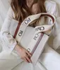 Topp Dam handväskor WOODY Tote shoppingväska handväska kvalitet canvas nylon mode linne Stora strandväskor lyx designer resor Crossbody Shoulder Plånbok Plånböcker