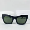 Lyxiga designersolglasögon Mode Klassiska Cat Eye Solglasögon Goggle Outdoor Beach Glasögon För Man Kvinna 9 Färg Valfri Med Box