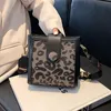 Kadınlar İçin Akşam Çantaları 2022 STEY STYRE BACK Kore Versiyonu Doku Leopard Messenger Moda All-Match Omuz Çantası