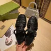Novas sandálias de designer 2022 sandálias de geléia transparente Sandals duplas g de sandálias planas sapatos de borracha chinelos size 36-41