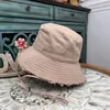 2022 Beach New Metal Raw Edge Shade littéralement mode Bucket Hat Woman Wide Brim Chapeaux Summer le Bob Artichaut