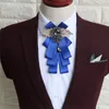 男性の蝶ネクタイの結婚式のビジネスブルーイギリスの手作りの格子縞の新郎のハイエンドのユニフォームSメンズファッションアクセサリーW220323