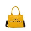 Totes Bag Tote Designer Bolsas Bolso Hombro Mujeres Moda Embrague Casual Lienzo Bolsos Verano Damas Crossbody Carta Impresión Monedero 220511