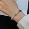 Högkvalitativ 925 Sterling Silver Move Bangle for Women Charm -armband med full strass