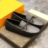 Uomo di lusso Scarpe da guida con sneakers basse superstar Bottone in metallo moda Piselli e scarpe classiche Tinta unita asdasdawsasdad