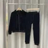 FW Fashion Jogging Suits Men Tracksuit Wzór liter