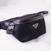 Fanny Packs Diseñador Riñonera Lujo Mujer Hombre Triángulo Riñoneras Moda Cross Body Bandolera Riñoneras Temperamento P Bumbag Cross Fanny Pack 2208102D