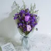 装飾的な花の花輪ユーカリゴールデンボールoncidium不死