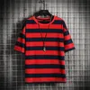 Moda Stripe T Shirt Men 2022 Casual Plus Size T-shirt Krótki Rękaw Summer Hip Hop Streetwear Tops Tees Mężczyzna Bawełniana Tshirt 5xl