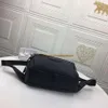 Открытые пакеты талии мужчины женские кожаные спортивные бегун Fanny Pack Designer роскошь Bum сумка фитнес бегущий ремень бегагинг мешочек задние сумки размером 21 * 17 * 5см