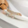 Coleiras para cães Coleira com strass para animais de estimação Ajustável Brilhante Jóias Pingente Colar Brincos para gatos Decorações Suprimentos Acessórios Gatinho