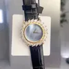 Bekijk designerhorloge Geïmporteerde quartz uurwerkriem gemaakt van zacht satijnmateriaal 31x7,8 mm dameshorloge