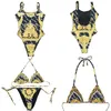 Sexy veter split Swimwear dubbele letter paleis patroon zwempak verzamelen rappy bikini set hangende nek zwemslijtage 2 -delige set