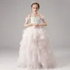 2023 Capodanno Rose Flower Girls Abiti per matrimonio Off spalla Cap maniche tutu pizzo Prima Comunione Dress Kids Prom Dress Girls Pageant Gowns