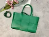 2022 Arco Tote Top Conder Facs Designers Luxury Ladies Handbag Women Fashion Bags206H