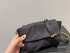 2022 Mini Nylon Wyściełane torby na ramię Moda Mini-Messenger Bag Lady Chain Flap Torba z skórzanym wykończeniem Luksusowe kobiety Crossbody Designer