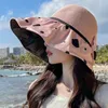 女性の夏のドット通気性の帽子ライトシーサイドホリデーフィッシャーマン帽の中空ビニールビーチサンシェードキャップ