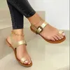 Sandały Kapcia Kobiety klip nosek 2022 Summer Buckle Casual Ladies Buty na plażę Kobieta moda klapki klapki samice