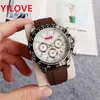 Tous les cadrans fonctionnent chronomètre montres pour hommes 42mm trois yeux horloge fonctionnelle complète montres-bracelets bracelet en caoutchouc quartz calendrier étanche tout le crime scanne la montre à tiques