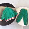 Set di abbigliamento per bambini per bambini ragazzo a due pezzi abiti di moda lettere tracce giacca con cerniera top pantaloni casual set da bambino sportivo