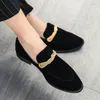 Mężczyźni Fashion Business Casual Dress Buty ręcznie robione stały kolor Faux zamszowy klasyczny pokręcony okrągłe palec nisko obcasowe DH932