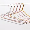 Klädhängare 10st Aluminium Alloy Coat Hangers Anti-Slip Seamless Metal Tork Rack Garderob Arrangör Klädförvaring Rack 220408