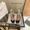 2022 Jurk Schoenen Crystal Pumps Gesp Transparante Diamant Sandalen Glans Vierkante Kop Amina Muaddi Wijn Cup Hak Leeg Sexy Vrouwen schoen Zomer Verfraaid